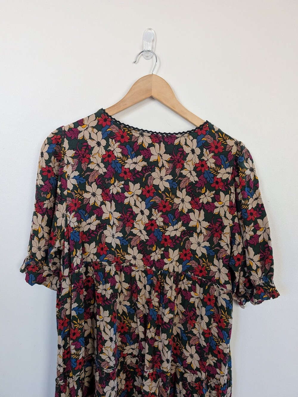 Natural Life Collette Tiered Maxi Floral Scoop Neck Midi Dress in Multi-Color L - Picture 5 of 5